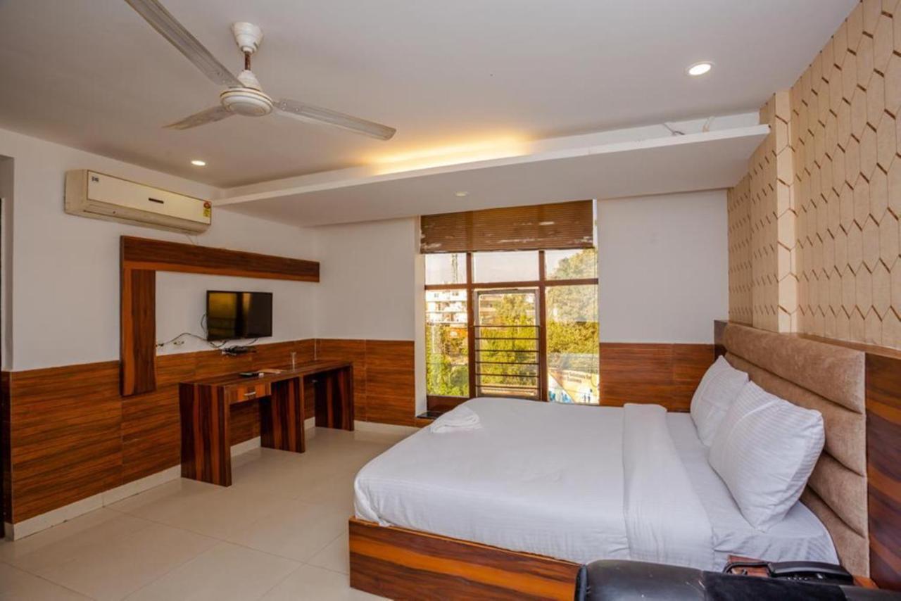 Hotel Doon Dehradun Exterior photo